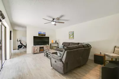 630 6th Terrace, Palm Beach Gardens, FL 33418 - Photo 5