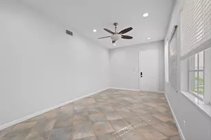 609 NW 24th Ave, Boynton Beach, FL 33426 - Photo 13