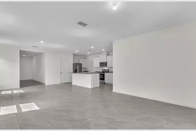 12335 SW Nettuno Way, Port Saint Lucie, FL 34987 - Photo 7