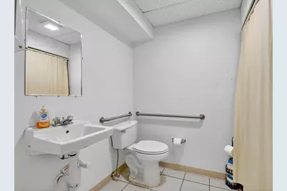 3865 10th Avenue N, Palm Springs, FL 33461 - Photo 19