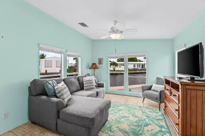 207 Mallard Drive #U, Briny Breezes, FL 33435 - Photo 5