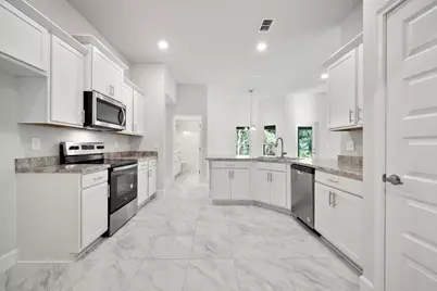 372 SW Feldman Avenue, Port Saint Lucie, FL 34953 - Photo 3