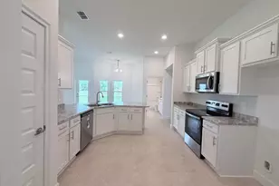 5801 NW Dana Cir, Port Saint Lucie, FL 34986 - Photo 9