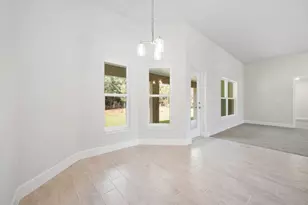 5801 NW Dana Cir, Port Saint Lucie, FL 34986 - Photo 11