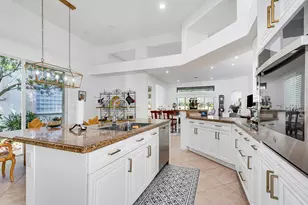 10916 Northgreen Dr, Wellington, FL 33449 - Photo 7