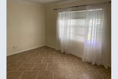 219 Lakeview 102 Avenue #102, Lantana, FL 33462 - Photo 11