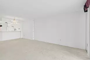 7450 Trent Dr, Tamarac, FL 33321 - Photo 7