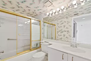 7450 Trent Dr, Tamarac, FL 33321 - Photo 21