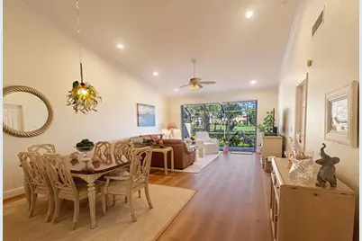 533 Prestwick Circle, Palm Beach Gardens, FL 33418 - Photo 3