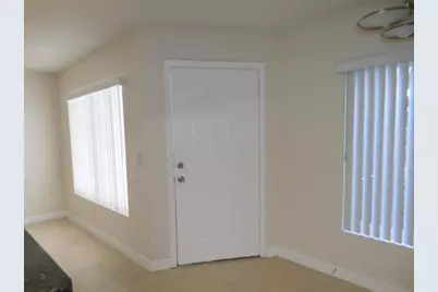 815 W Boynton Beach Boulevard #8-105, Boynton Beach, FL 33426 - Photo 11