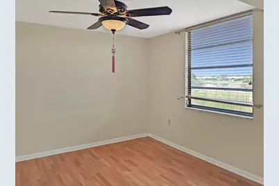 3520 Whitehall Drive #203, West Palm Beach, FL 33401 - Photo 9