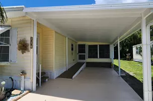 218 W Caribbean, Port Saint Lucie, FL 34952 - Photo 5