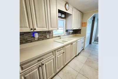 218 W Caribbean, Port Saint Lucie, FL 34952 - Photo 35