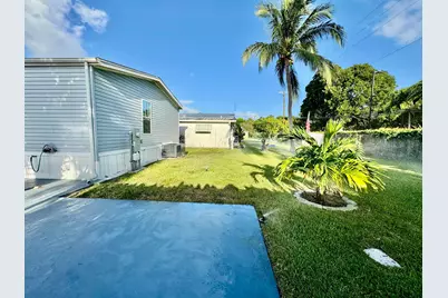 133 NW 53 Place, Deerfield Beach, FL 33064 - Photo 9