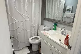 200 Village Green Cir E, Palm Springs, FL 33461 - Photo 7