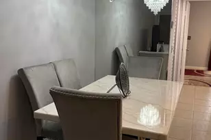 200 Village Green Cir E, Palm Springs, FL 33461 - Photo 5