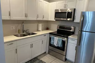 200 Village Green Cir E, Palm Springs, FL 33461 - Photo 3