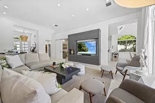 118 N Village Way, Jupiter, FL 33458 - Photo 5