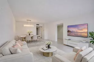 7320 Amberly Ln, Delray Beach, FL 33446 - Photo 9