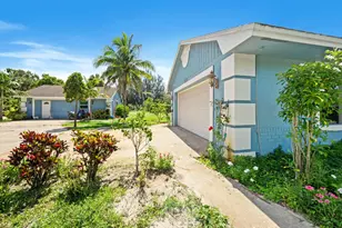 2587 E Rd, Loxahatchee Groves, FL 33470 - Photo 3