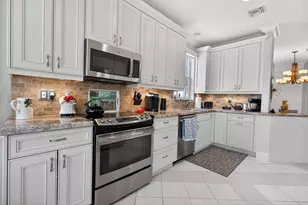 120 Legendary Cir, Palm Beach Gardens, FL 33418 - Photo 15