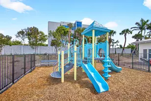 135 Water Pointe Pl, Jupiter, FL 33477 - Photo 41