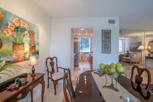 3205 Bridgewood Dr, Boca Raton, FL 33434 - Photo 9