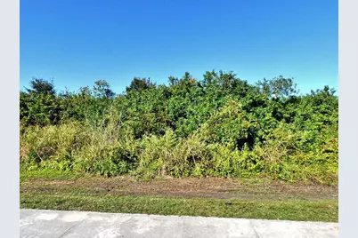 313 SW Becker Road, Port Saint Lucie, FL 34953 - Photo 3