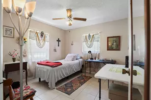 3324 S Jenkins Rd, Fort Pierce, FL 34981 - Photo 13