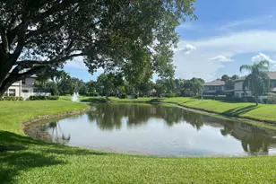 7 Amherst Ct, Royal Palm Beach, FL 33411 - Photo 5