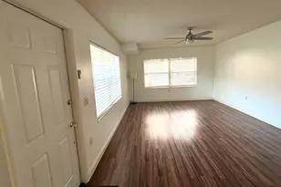 7 Amherst Ct, Royal Palm Beach, FL 33411 - Photo 17