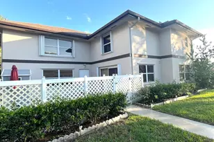 7 Amherst Ct, Royal Palm Beach, FL 33411 - Photo 3