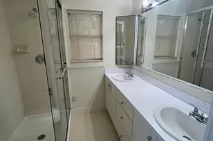 7 Amherst Ct, Royal Palm Beach, FL 33411 - Photo 27