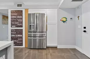 5440 N Ocean Dr, Singer Island, FL 33404 - Photo 9