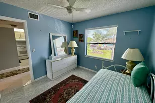 7214 Golf Colony Ct, Lake Worth, FL 33467 - Photo 25