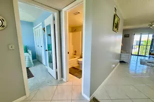 7214 Golf Colony Ct, Lake Worth, FL 33467 - Photo 5