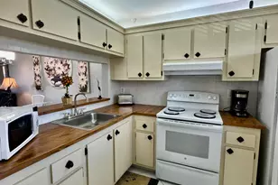 7214 Golf Colony Ct, Lake Worth, FL 33467 - Photo 7