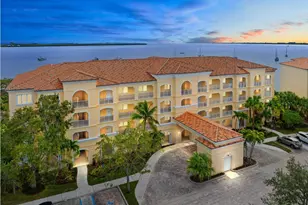 29 Harbour Isle Dr, Fort Pierce, FL 34949 - Photo 3