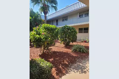 2302 Sunrise Boulevard #201, Fort Pierce, FL 34982 - Photo 5