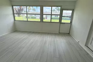 2638 E Gately Dr E, West Palm Beach, FL 33415 - Photo 13