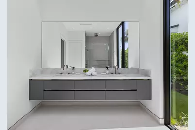 541 Golden Harbour Drive, Boca Raton, FL 33432 - Photo 31