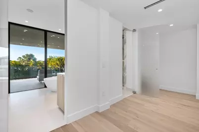 541 Golden Harbour Drive, Boca Raton, FL 33432 - Photo 45