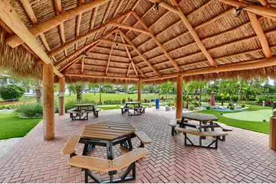 425 Durham N, Deerfield Beach, FL 33442 - Photo 73