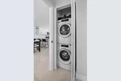 13725 Flora Place, Unit C, Delray Beach, FL 33484 - Photo 19