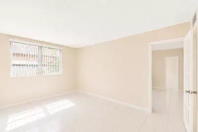 3090 NW 46th Avenue #105c, Lauderdale Lakes, FL 33313 - Photo 3