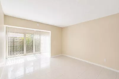 3090 NW 46th Avenue #105c, Lauderdale Lakes, FL 33313 - Photo 9