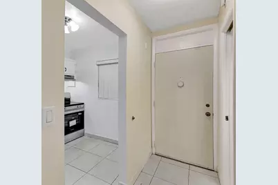 3090 NW 46th Avenue #105c, Lauderdale Lakes, FL 33313 - Photo 29