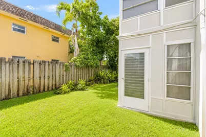 3090 NW 46th Avenue #105c, Lauderdale Lakes, FL 33313 - Photo 41