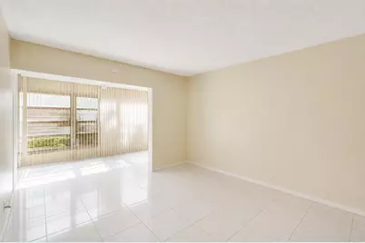 3090 NW 46th Avenue #105c, Lauderdale Lakes, FL 33313 - Photo 13