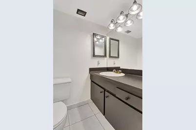 3090 NW 46th Avenue #105c, Lauderdale Lakes, FL 33313 - Photo 25